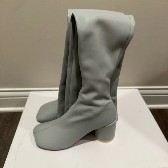 MM6 Maison Margiela Anatomic Thigh High Tabi Shaped Tall Heeled Boot Pearl Blue - Picture 11 of 16